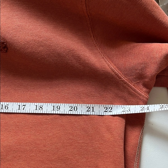IZOD 1/4 zip top - Picture 10 of 11